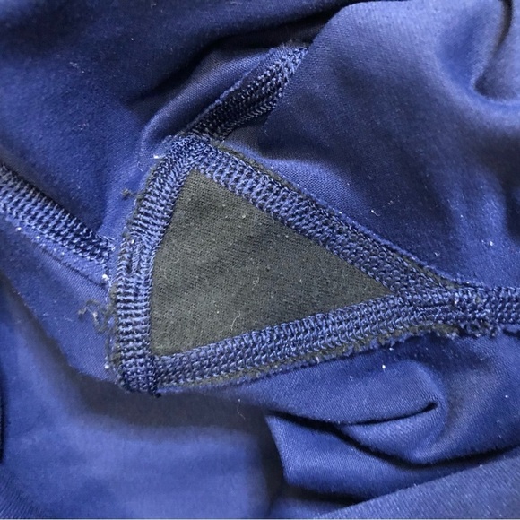 Victoria’s Secret | size S Knockout Leggings in Navy Blue - Picture 5 of 5